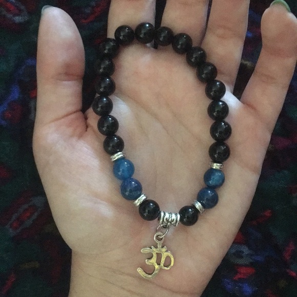 Beaded Bracelet w/Ohm Charm - Picture 2 of 2